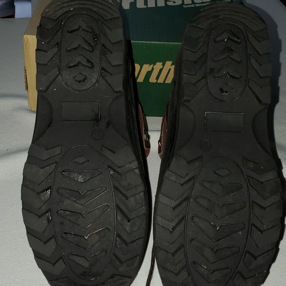 Boots - Picture 7 of 10